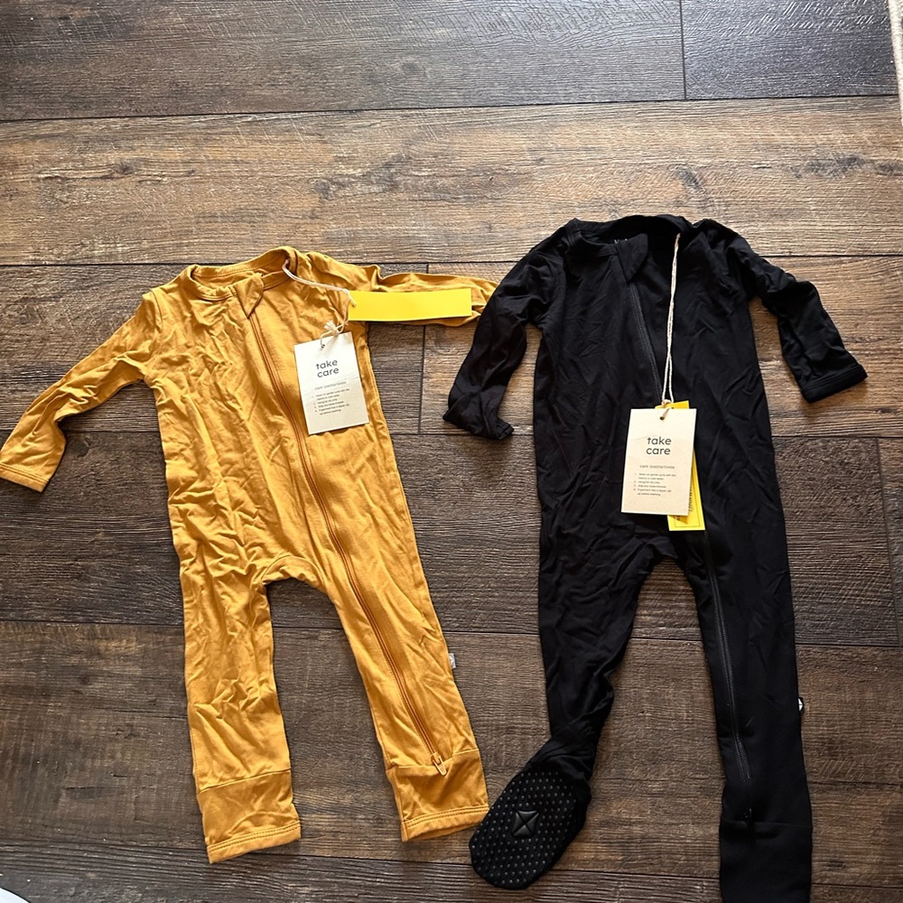 Kyte BABY Mustard and Black Footies